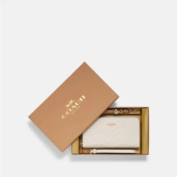 Coach White Wristlet Wallet - Picture 1 of 11